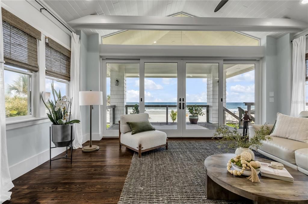 En Venta: $4,398,000 (4 camas, 3 baños, 3600 Pies cuadrados)