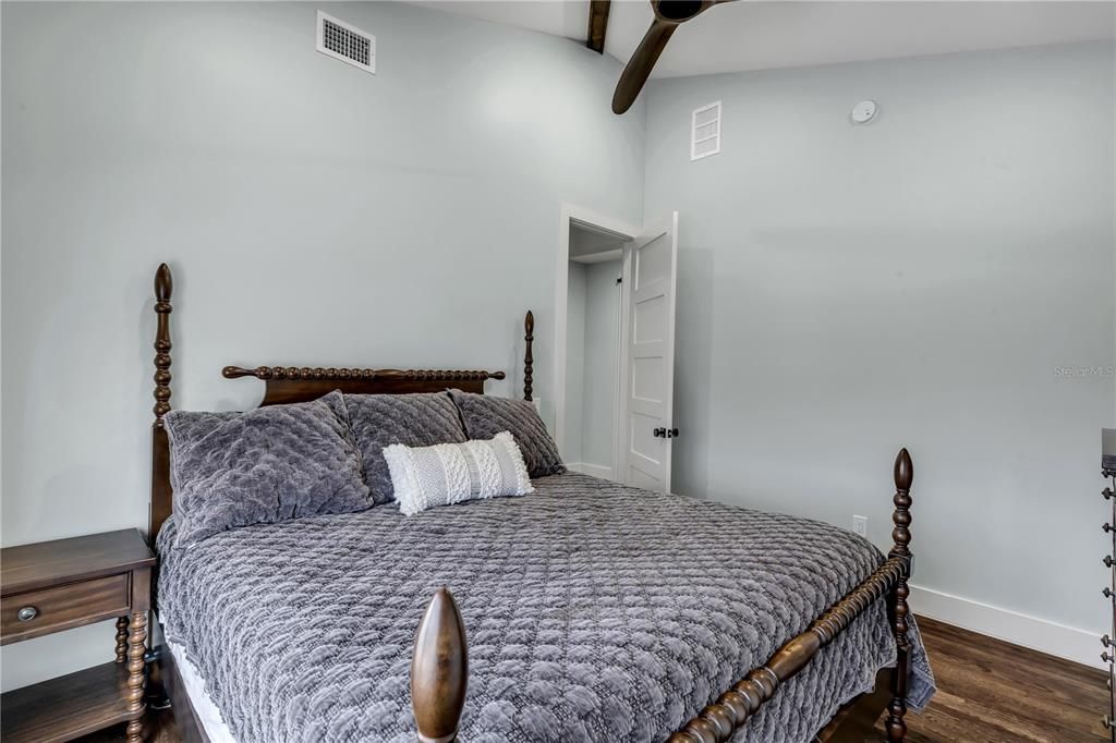 En Venta: $4,398,000 (4 camas, 3 baños, 3600 Pies cuadrados)