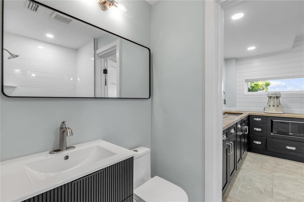 En Venta: $4,398,000 (4 camas, 3 baños, 3600 Pies cuadrados)
