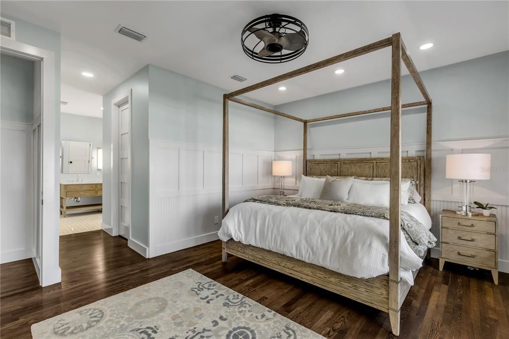 En Venta: $4,398,000 (4 camas, 3 baños, 3600 Pies cuadrados)
