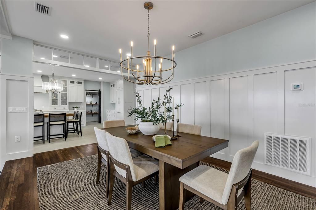 En Venta: $4,398,000 (4 camas, 3 baños, 3600 Pies cuadrados)