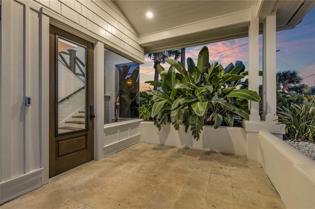 En Venta: $4,398,000 (4 camas, 3 baños, 3600 Pies cuadrados)