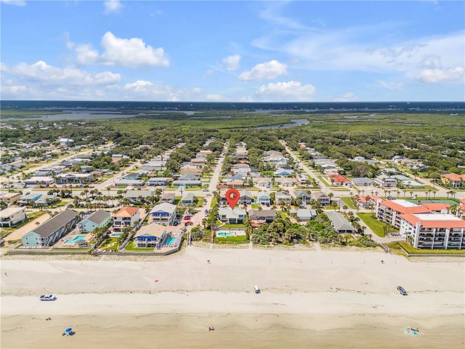 En Venta: $4,398,000 (4 camas, 3 baños, 3600 Pies cuadrados)
