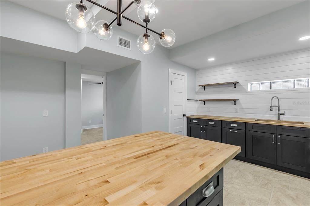 En Venta: $4,398,000 (4 camas, 3 baños, 3600 Pies cuadrados)