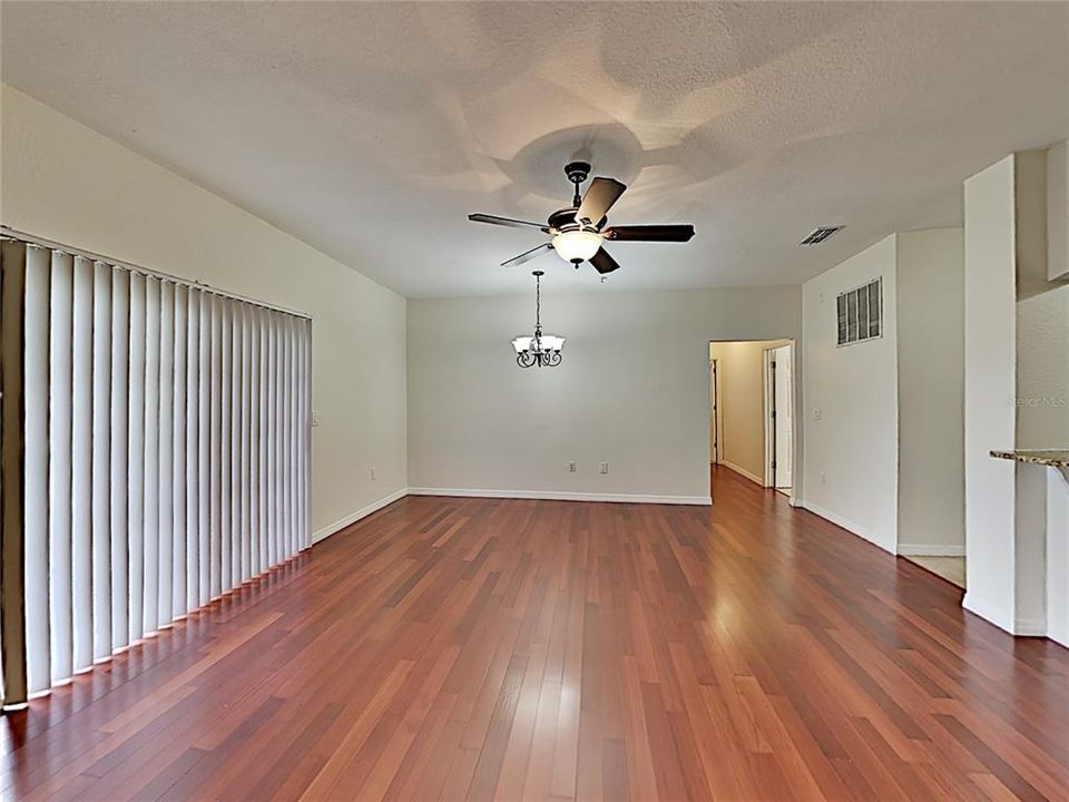 For Rent: $1,699 (2 beds, 2 baths, 1242 Square Feet)