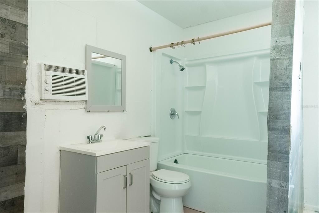 En Venta: $239,900 (3 camas, 2 baños, 1264 Pies cuadrados)