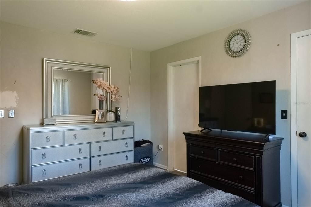 En Venta: $239,900 (3 camas, 2 baños, 1264 Pies cuadrados)