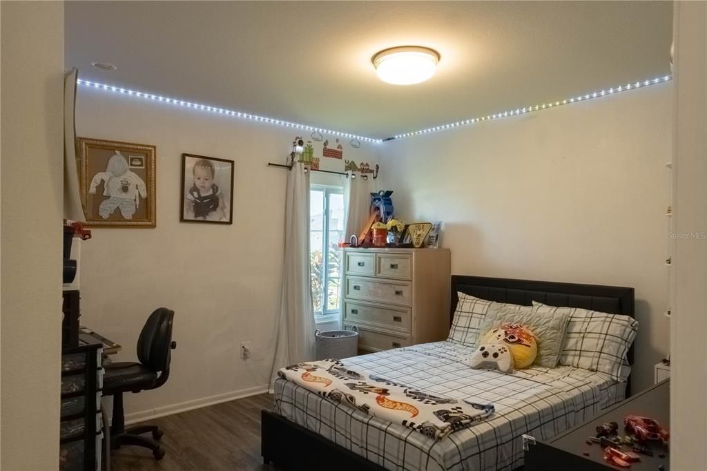 En Venta: $239,900 (3 camas, 2 baños, 1264 Pies cuadrados)