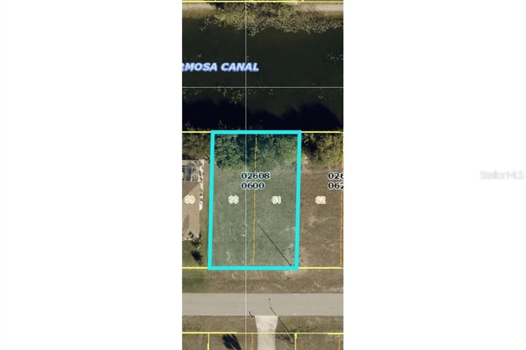 待售: $60,000 (0.23 acres)