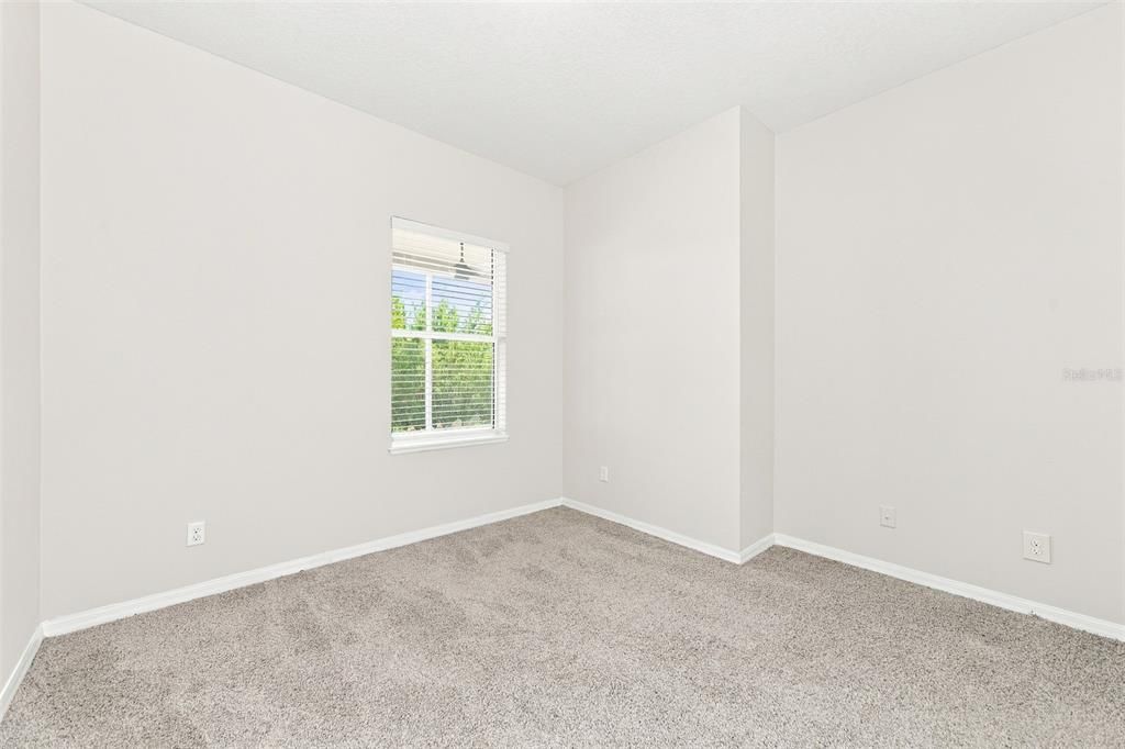 For Sale: $315,000 (4 beds, 2 baths, 1860 Square Feet)