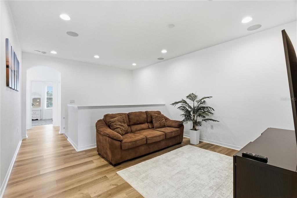 En Venta: $650,000 (3 camas, 2 baños, 2344 Pies cuadrados)