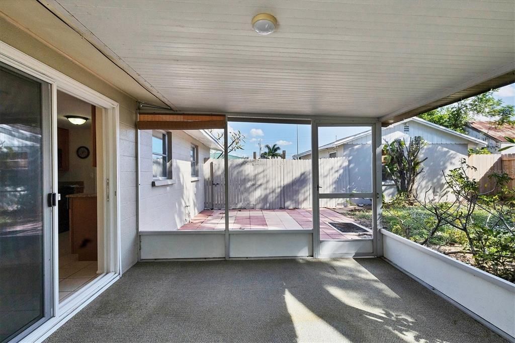 En Venta: $299,000 (2 camas, 1 baños, 777 Pies cuadrados)