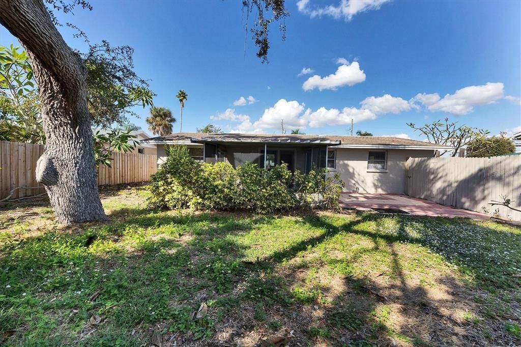 En Venta: $299,000 (2 camas, 1 baños, 777 Pies cuadrados)