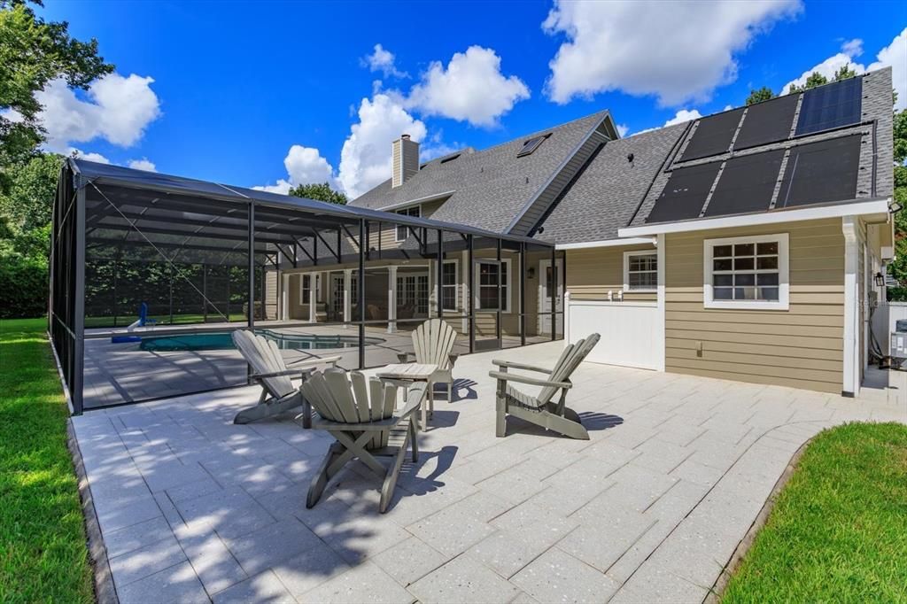 For Sale: $1,100,000 (6 beds, 5 baths, 4048 Square Feet)