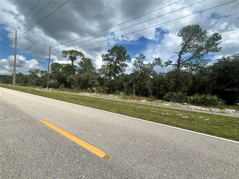 На продажу: $29,500 (0.23 acres)
