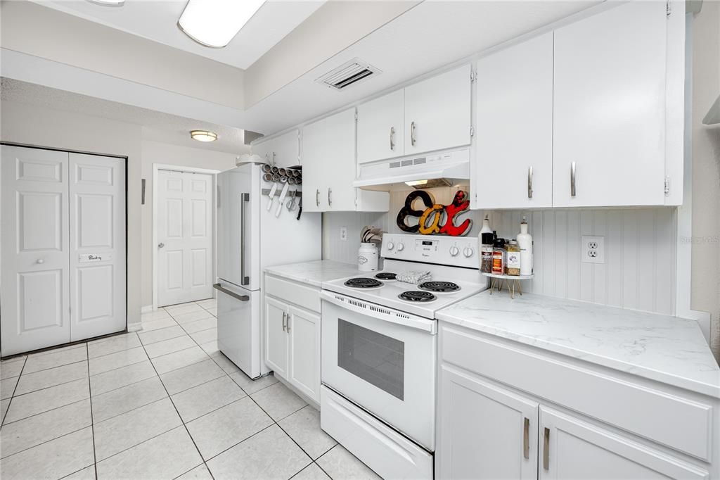 En Venta: $519,000 (3 camas, 2 baños, 1570 Pies cuadrados)