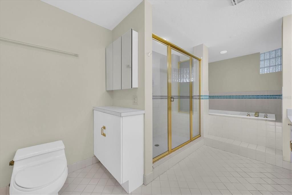 For Rent: $4,045 (3 beds, 2 baths, 1891 Square Feet)