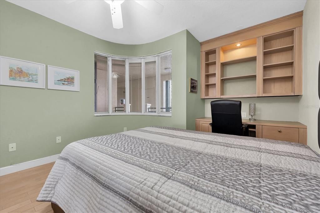 For Rent: $4,045 (3 beds, 2 baths, 1891 Square Feet)