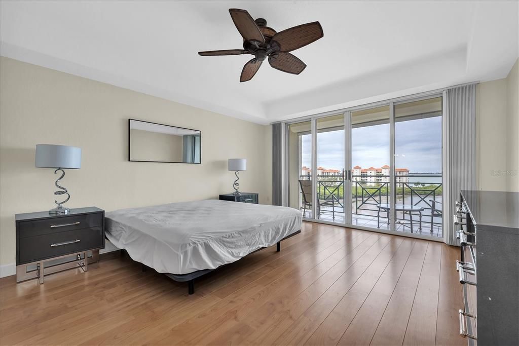 For Rent: $4,045 (3 beds, 2 baths, 1891 Square Feet)