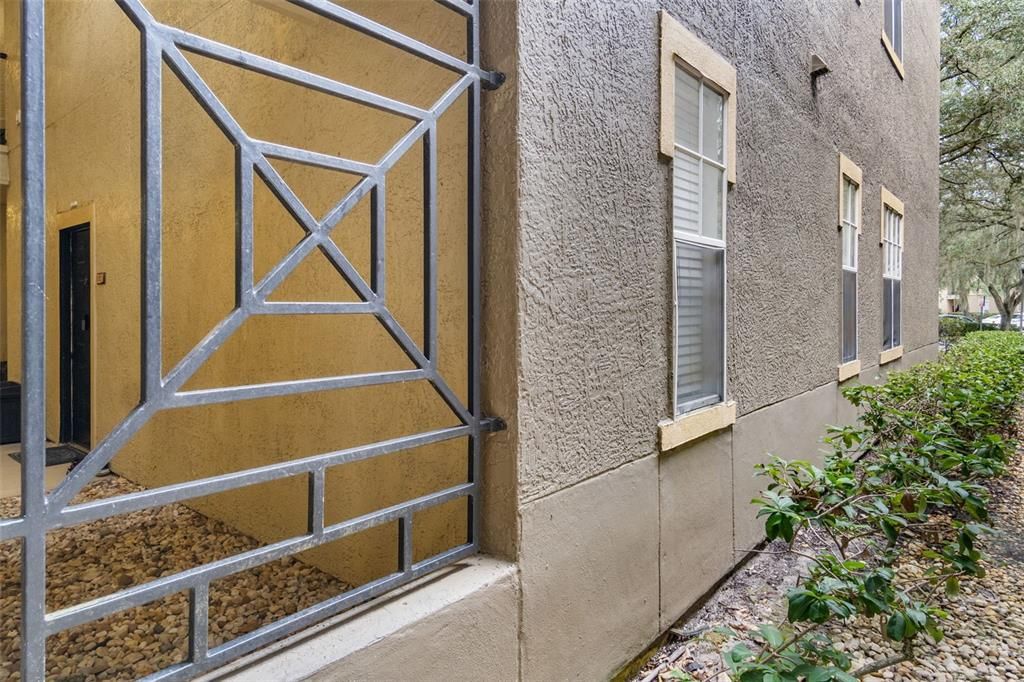 На продажу: $175,000 (1 спален, 1 ванн, 951 Квадратных фут)