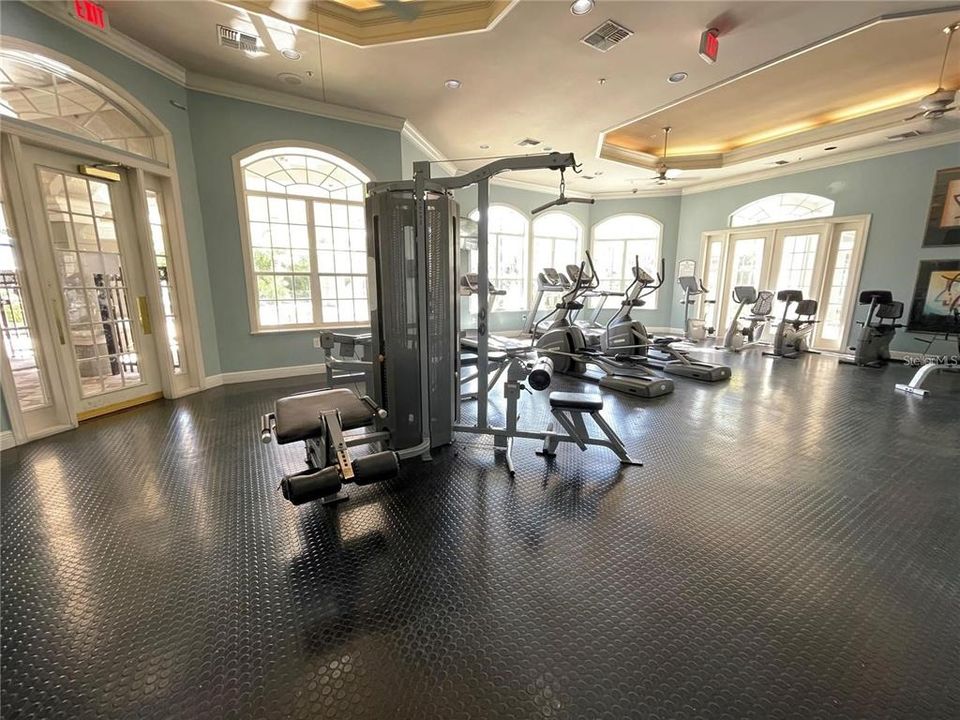 For Rent: $1,495 (2 beds, 1 baths, 890 Square Feet)