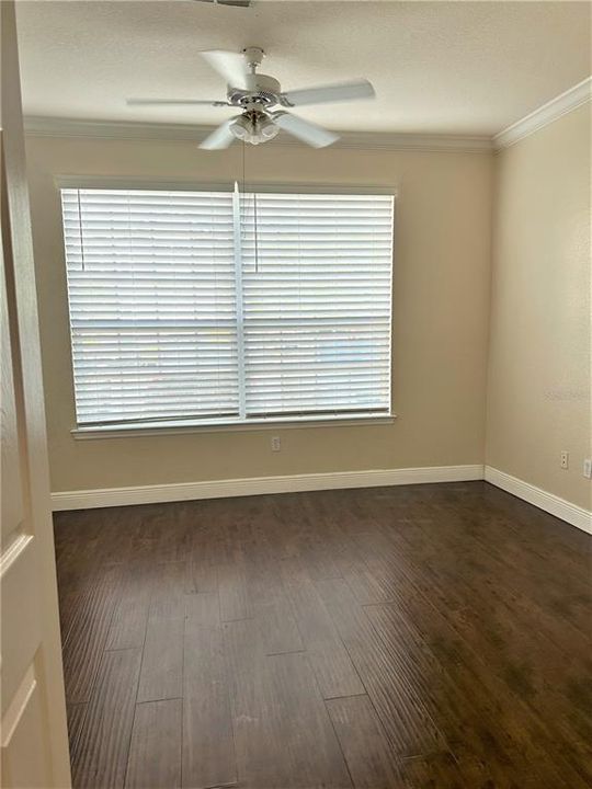 For Rent: $1,495 (2 beds, 1 baths, 890 Square Feet)