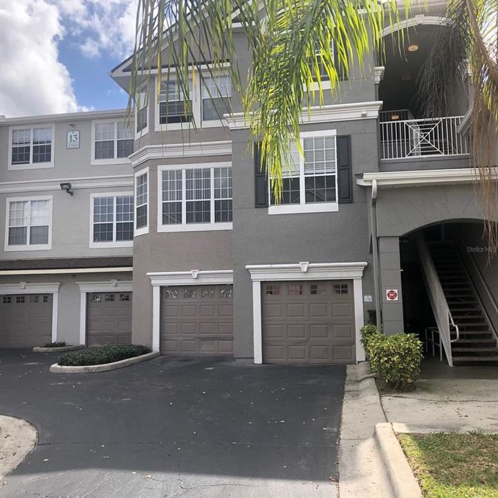 For Rent: $1,495 (2 beds, 1 baths, 890 Square Feet)