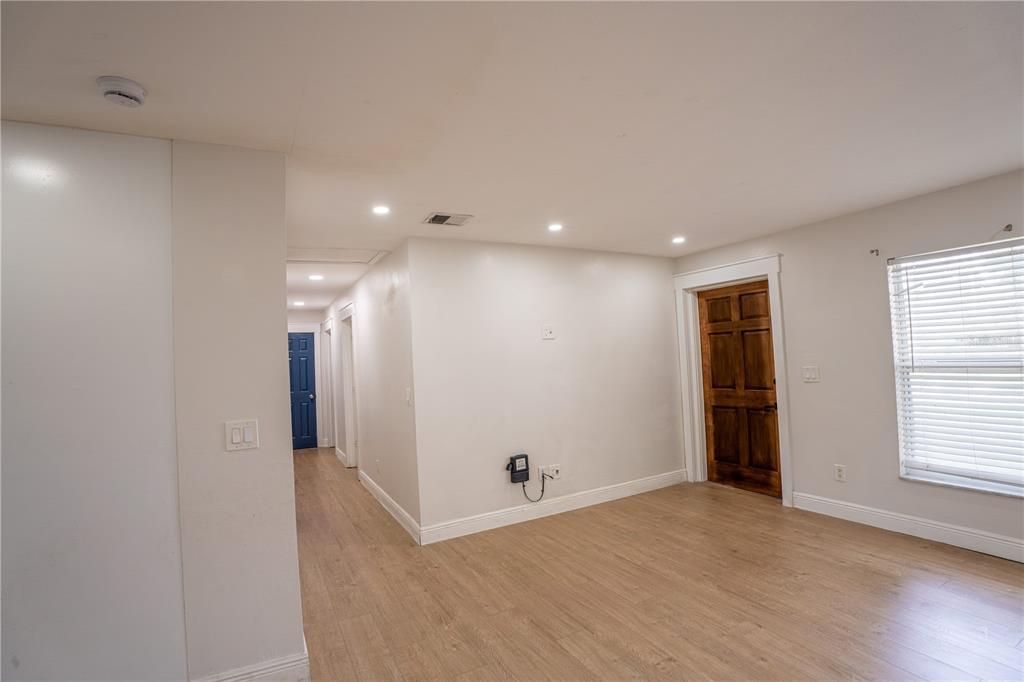 В аренду: $2,200 (3 спален, 2 ванн, 1280 Квадратных фут)