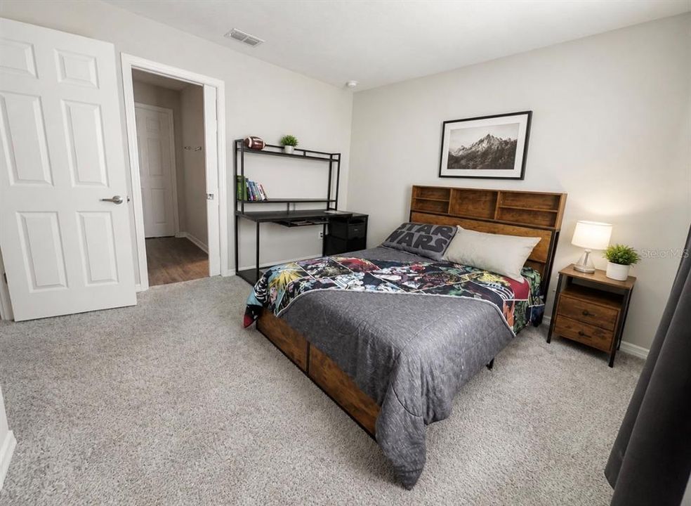 For Rent: $3,900 (5 beds, 3 baths, 2832 Square Feet)
