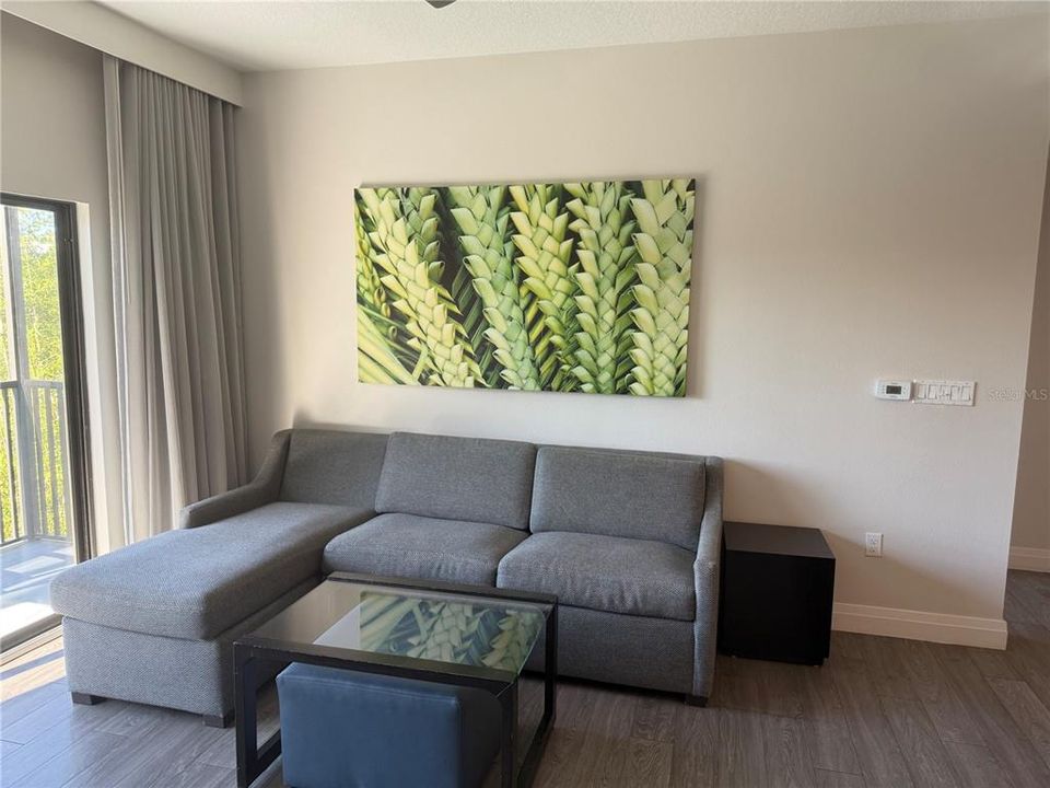 For Sale: $269,000 (3 beds, 2 baths, 1396 Square Feet)