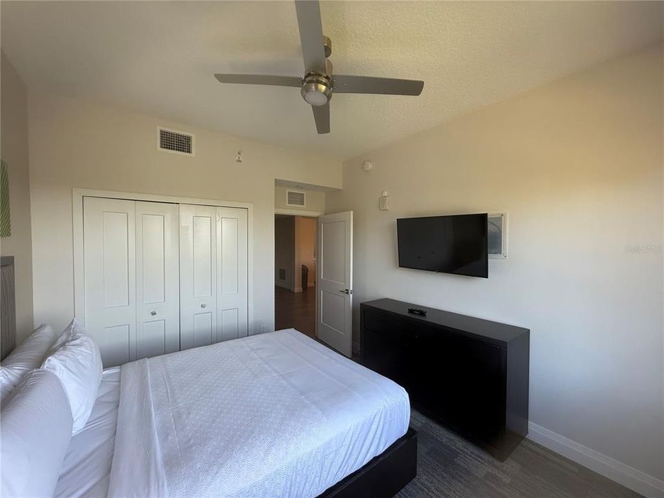 For Sale: $269,000 (3 beds, 2 baths, 1396 Square Feet)