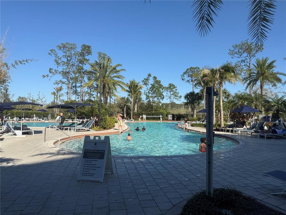 For Sale: $269,000 (3 beds, 2 baths, 1396 Square Feet)