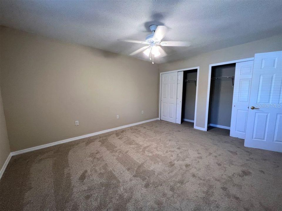 В аренду: $1,595 (2 спален, 2 ванн, 1049 Квадратных фут)