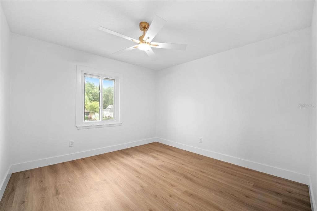 En Venta: $775,000 (4 camas, 2 baños, 2314 Pies cuadrados)