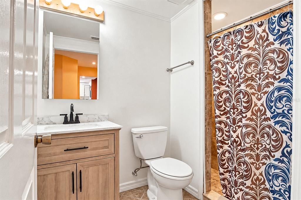 На продажу: $269,500 (3 спален, 2 ванн, 1614 Квадратных фут)