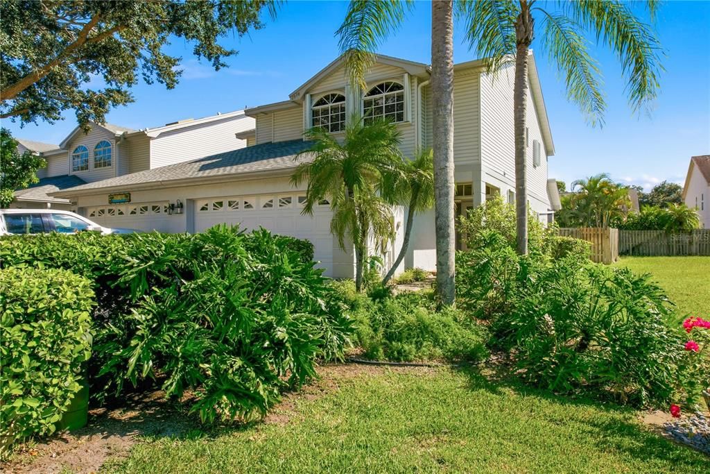 For Sale: $539,000 (3 beds, 2 baths, 1832 Square Feet)