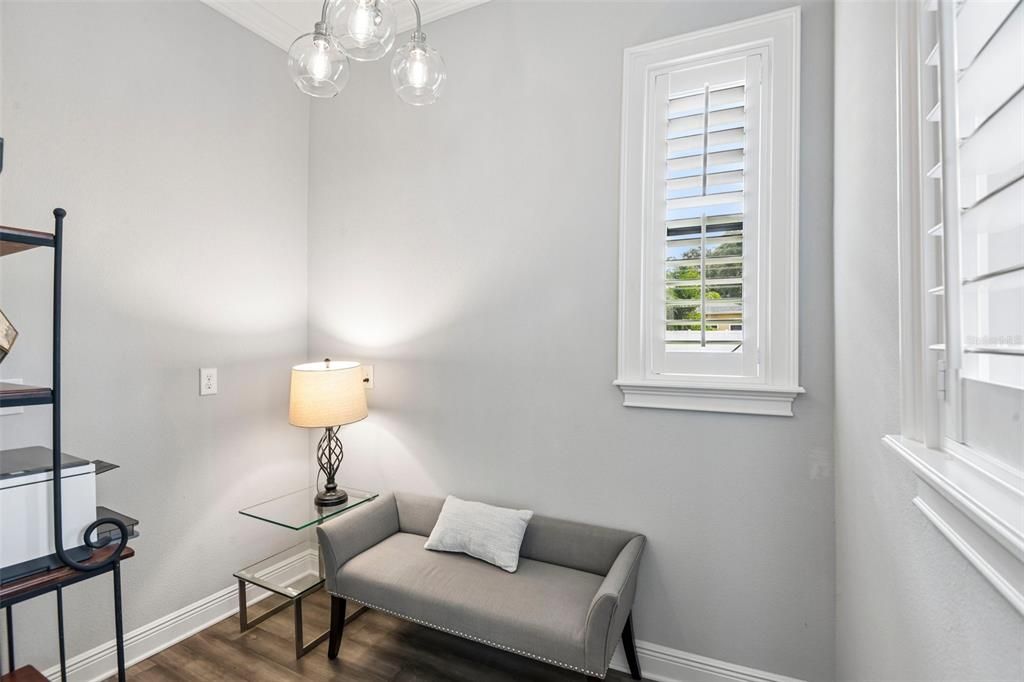 For Sale: $1,599,900 (5 beds, 4 baths, 3502 Square Feet)