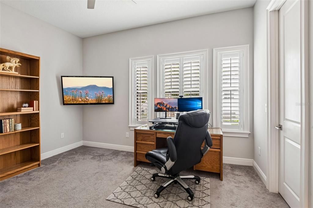 For Sale: $1,599,900 (5 beds, 4 baths, 3502 Square Feet)
