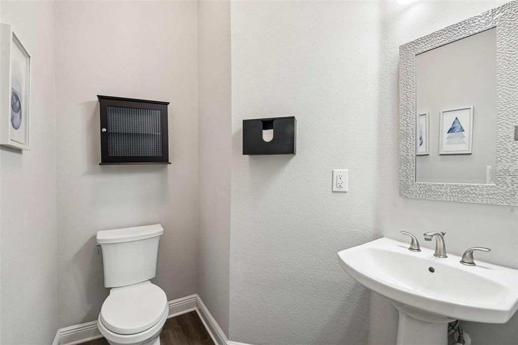 For Sale: $1,599,900 (5 beds, 4 baths, 3502 Square Feet)