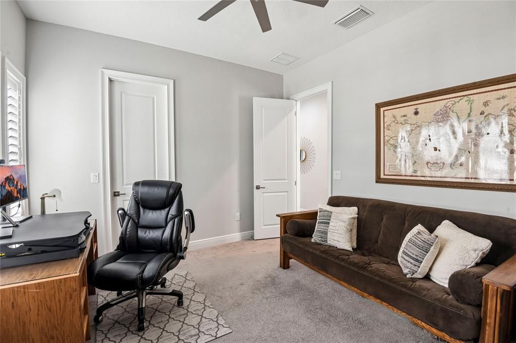 For Sale: $1,599,900 (5 beds, 4 baths, 3502 Square Feet)