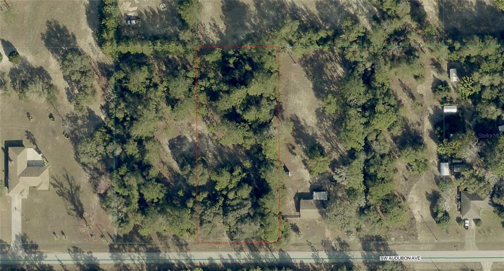 En Venta: $33,000 (0.99 acres)