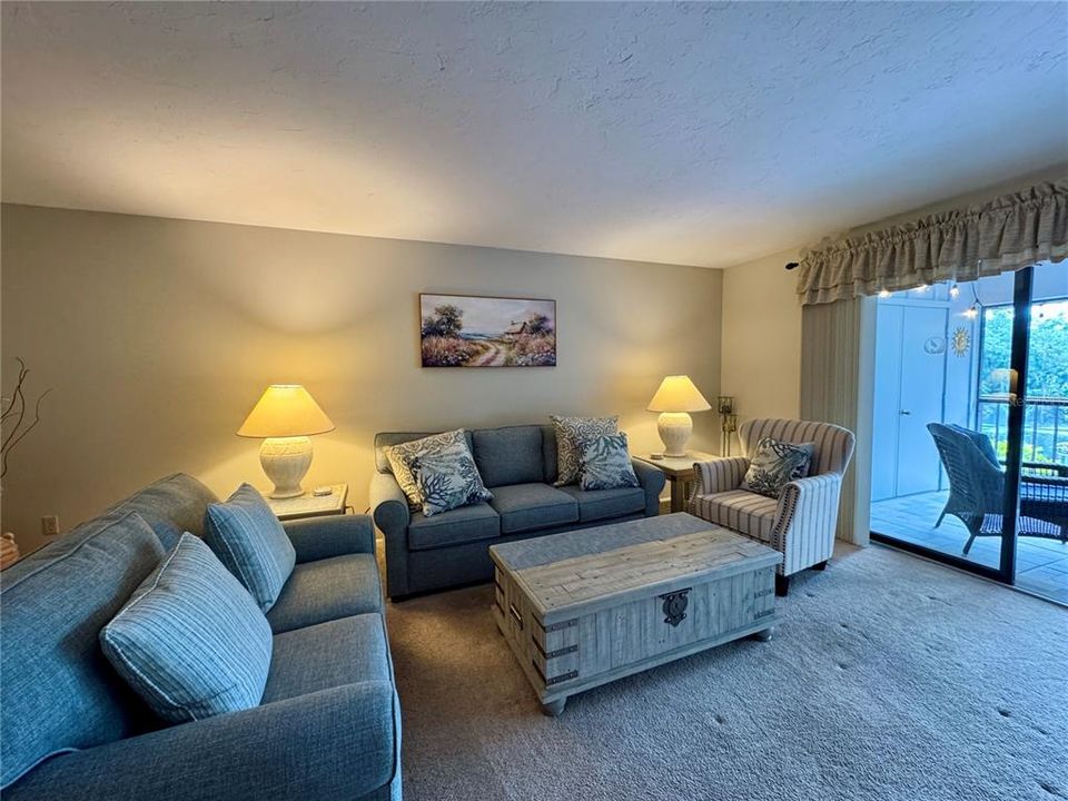 For Sale: $265,000 (3 beds, 2 baths, 1254 Square Feet)