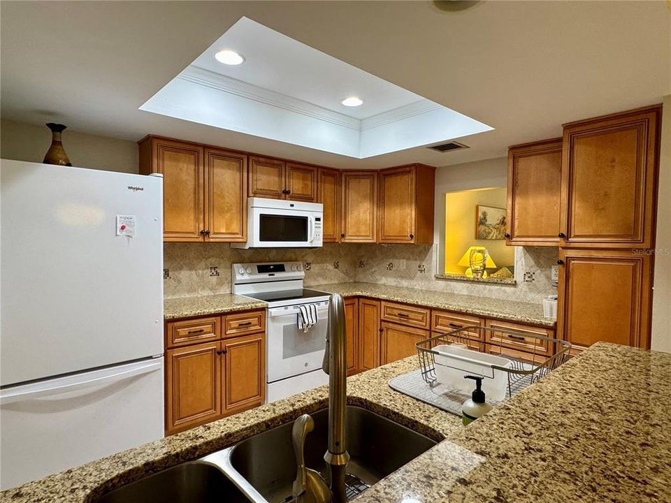 For Sale: $265,000 (3 beds, 2 baths, 1254 Square Feet)