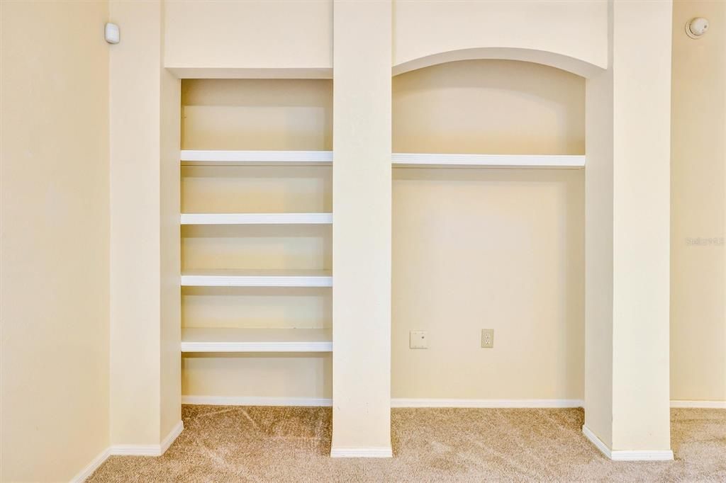 For Sale: $150,000 (2 beds, 2 baths, 1242 Square Feet)