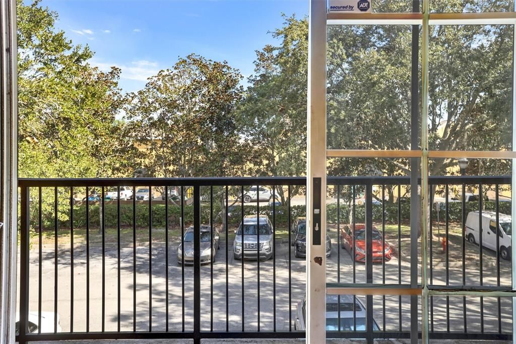 For Sale: $150,000 (2 beds, 2 baths, 1242 Square Feet)