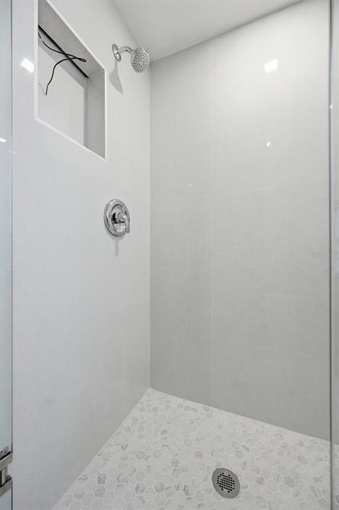 For Rent: $3,250 (2 beds, 2 baths, 1000 Square Feet)