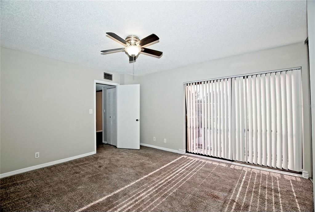 For Sale: $200,000 (2 beds, 2 baths, 1285 Square Feet)