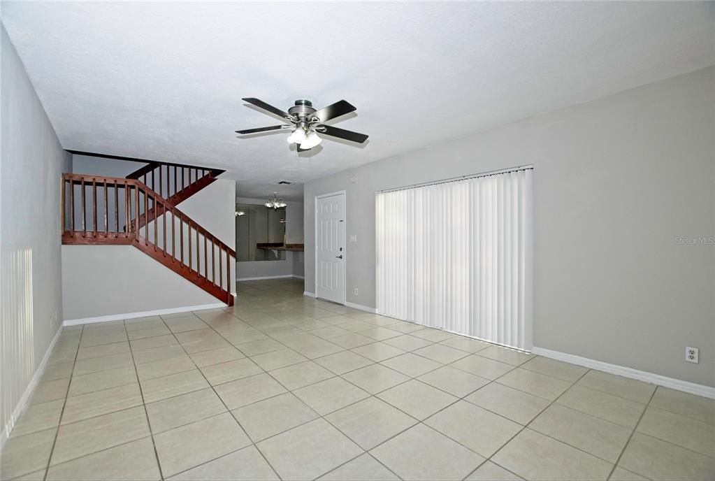 For Sale: $200,000 (2 beds, 2 baths, 1285 Square Feet)