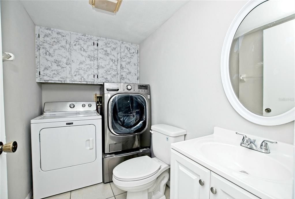 For Sale: $200,000 (2 beds, 2 baths, 1285 Square Feet)