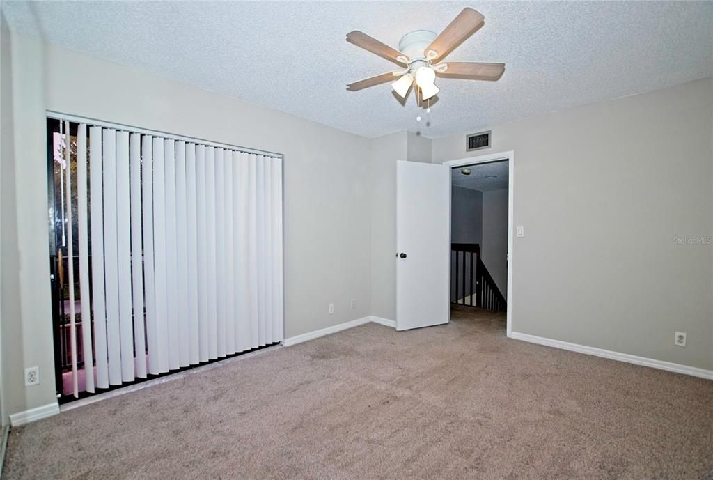 For Sale: $200,000 (2 beds, 2 baths, 1285 Square Feet)